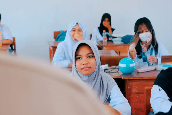 Mengajar