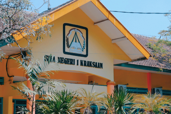 Depan Kepala Sekolah