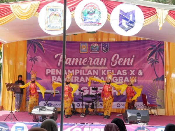 MENYATUKAN KEBERAGAMAN MELALUI GELAR KARYA DAN PAMERAN BUDAYA MENYATUKAN KEBERAGAMAN MELALUI GELAR KARYA DAN PAMERAN BUDAYA